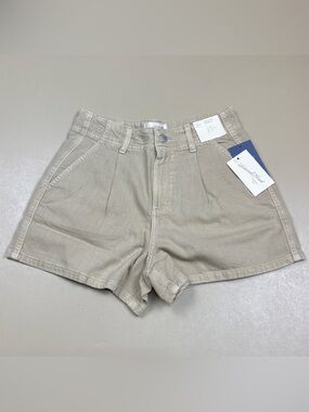 Universal Thread Khaki Pleated Shorts High Rise Slim Fit Size 0 NWT